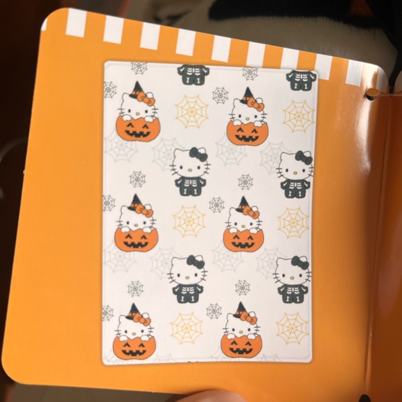 Hello Kitty Sanrio halloween plush throw blanket, new with tags!!! - Picture 2 of 4
